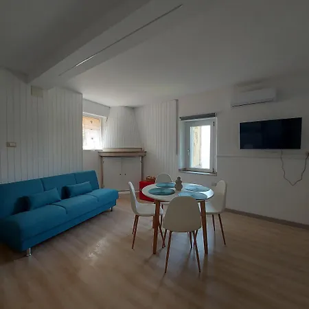 Vicolo 19 * Casole Bruzio